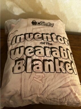 The Comfy Dream Wearable Blanket One Size Blush